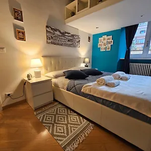 https://domus-ottaviano.it-romehotels.com