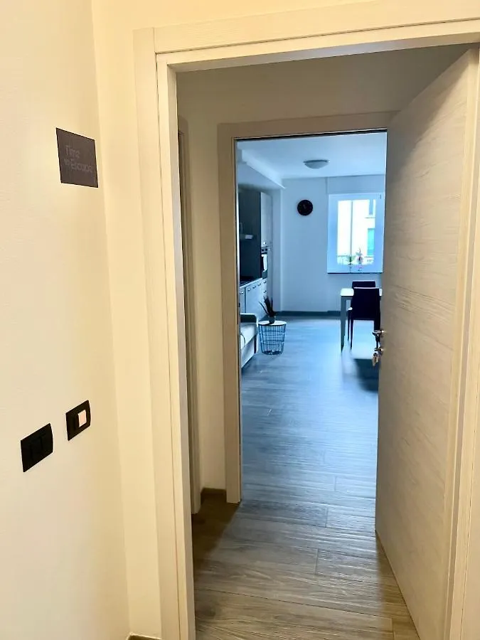 Time To Escape Apartment Tirano 0*,  Italy